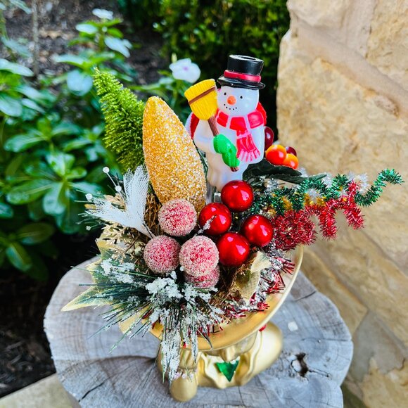 OOAK Kitschy Christmas Head vase made by me! - Picture 12 of 16